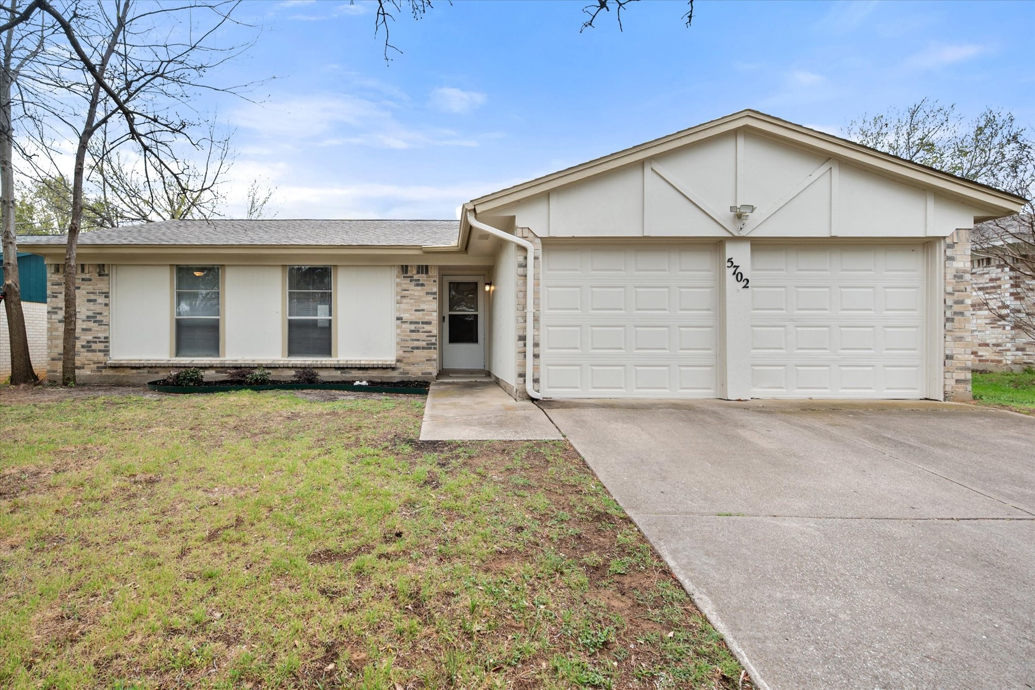 5702 Atlantis Terrace Arlington TX 76016