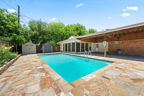 2400 Douglas Avenue Irving TX 75062