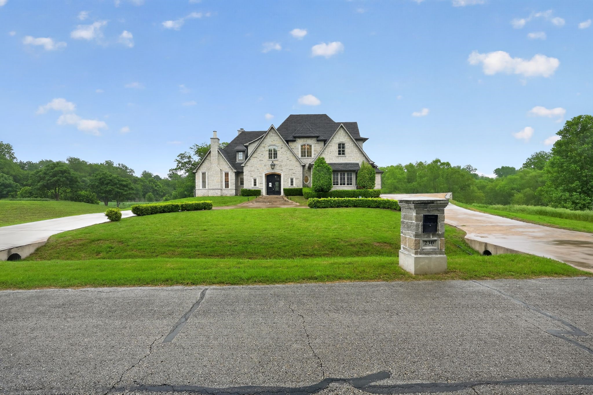 230 Oak Tree Drive Waxahachie TX 75165