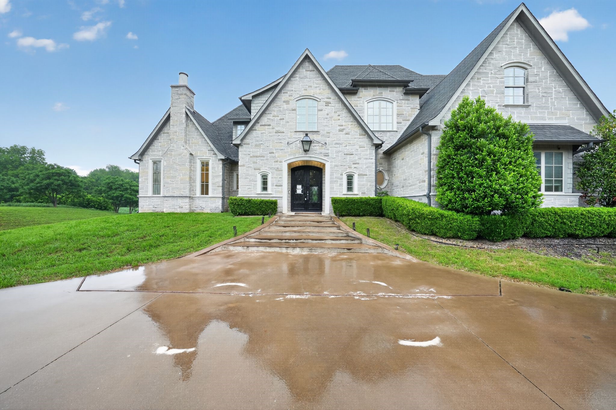 230 Oak Tree Drive Waxahachie TX 75165