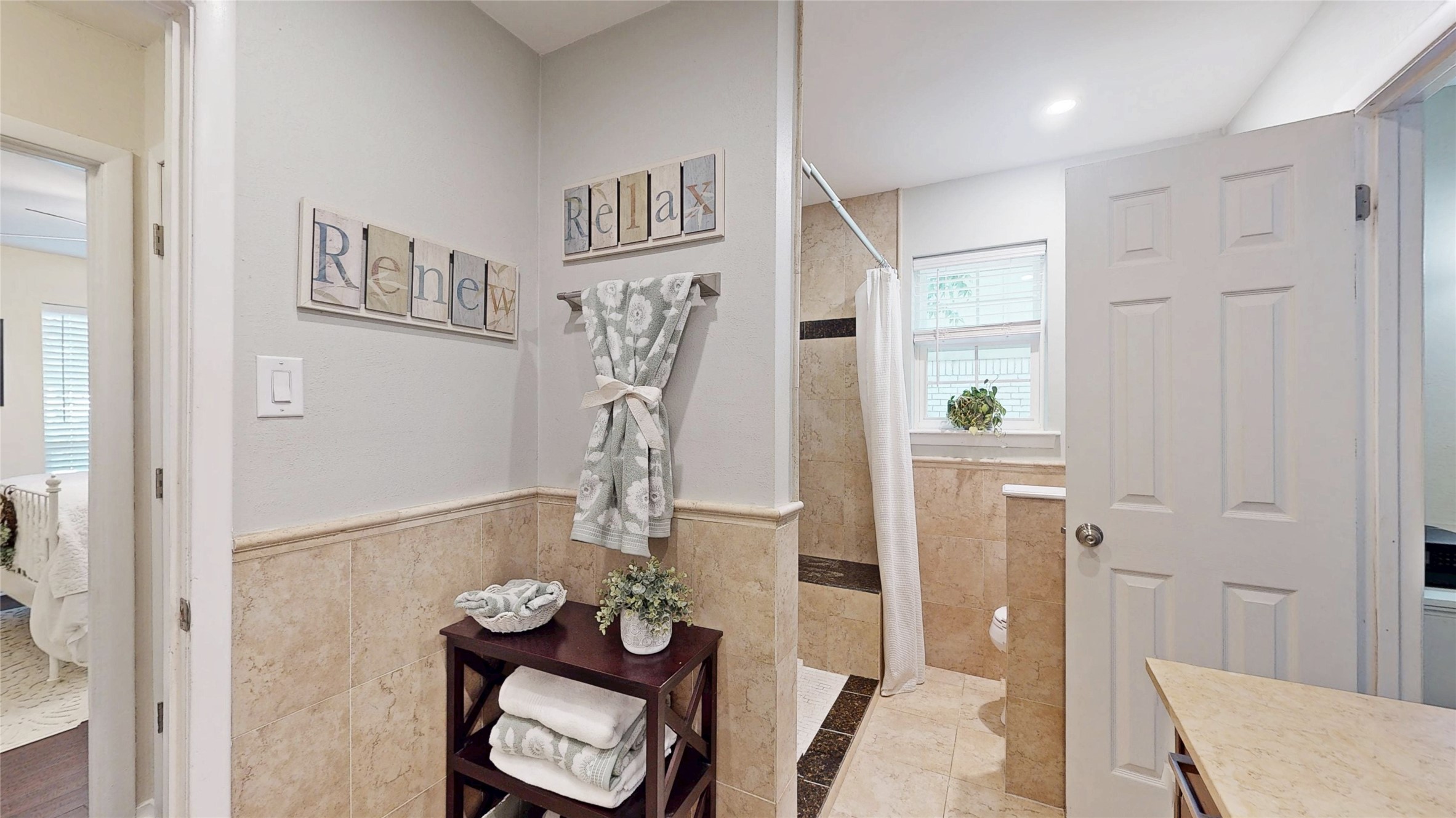 808 San Marcos Lane Bedford TX 76021