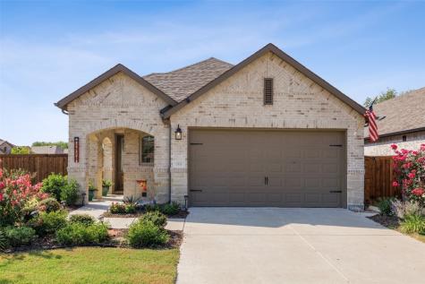 1516 Copper Bay Court Aubrey TX 76227