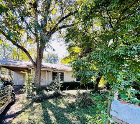 1924 Leona Street Longview TX 75601