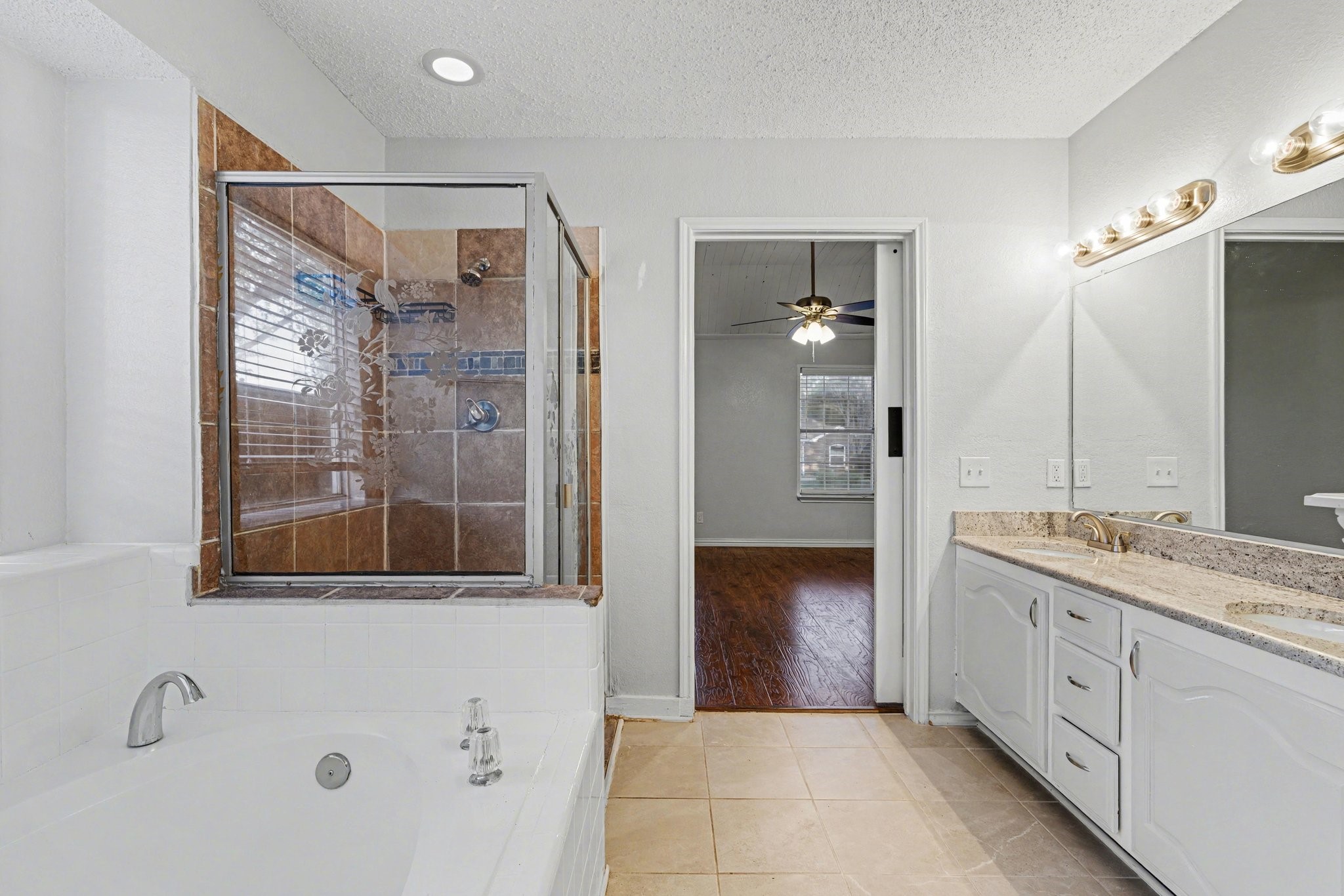 2080 Briarcliff Road Lewisville TX 75067