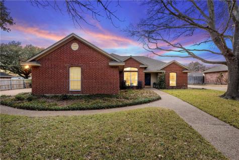 925 Steamboat Circle Hewitt TX 76643