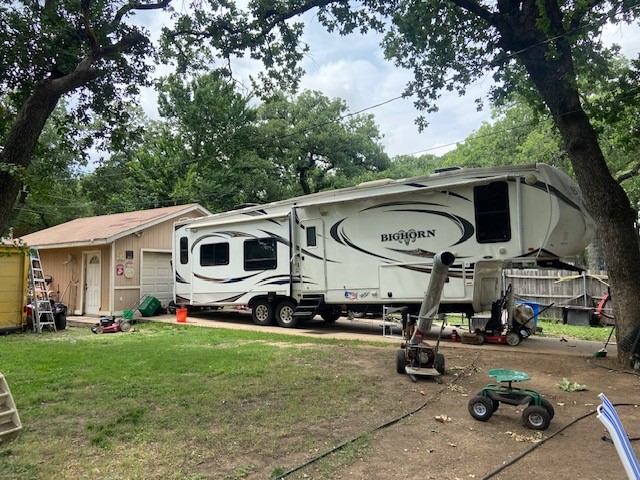 2333 N Carrier Parkway Grand Prairie TX 75050