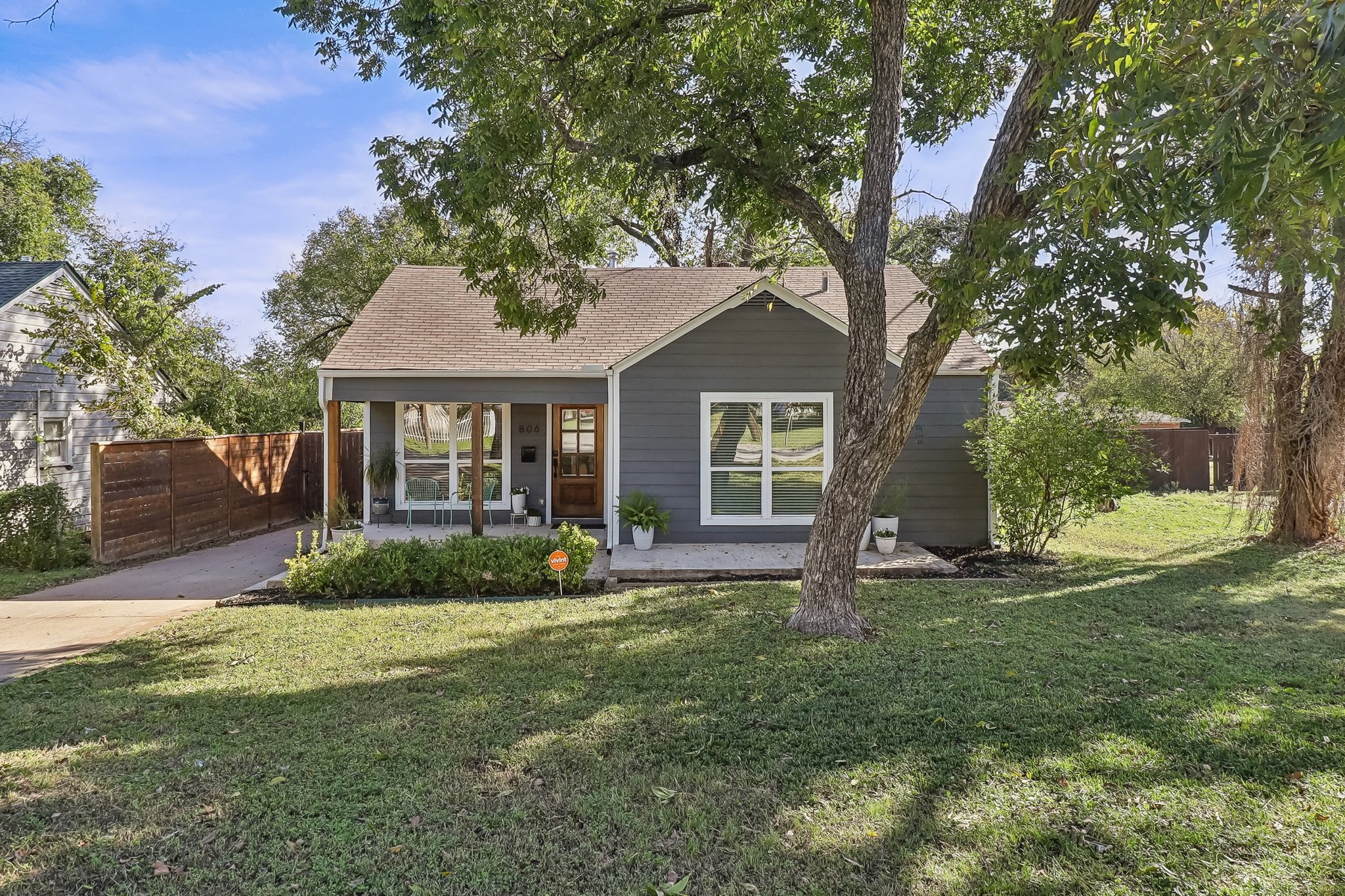 806 Mclean Avenue Dallas TX 75211