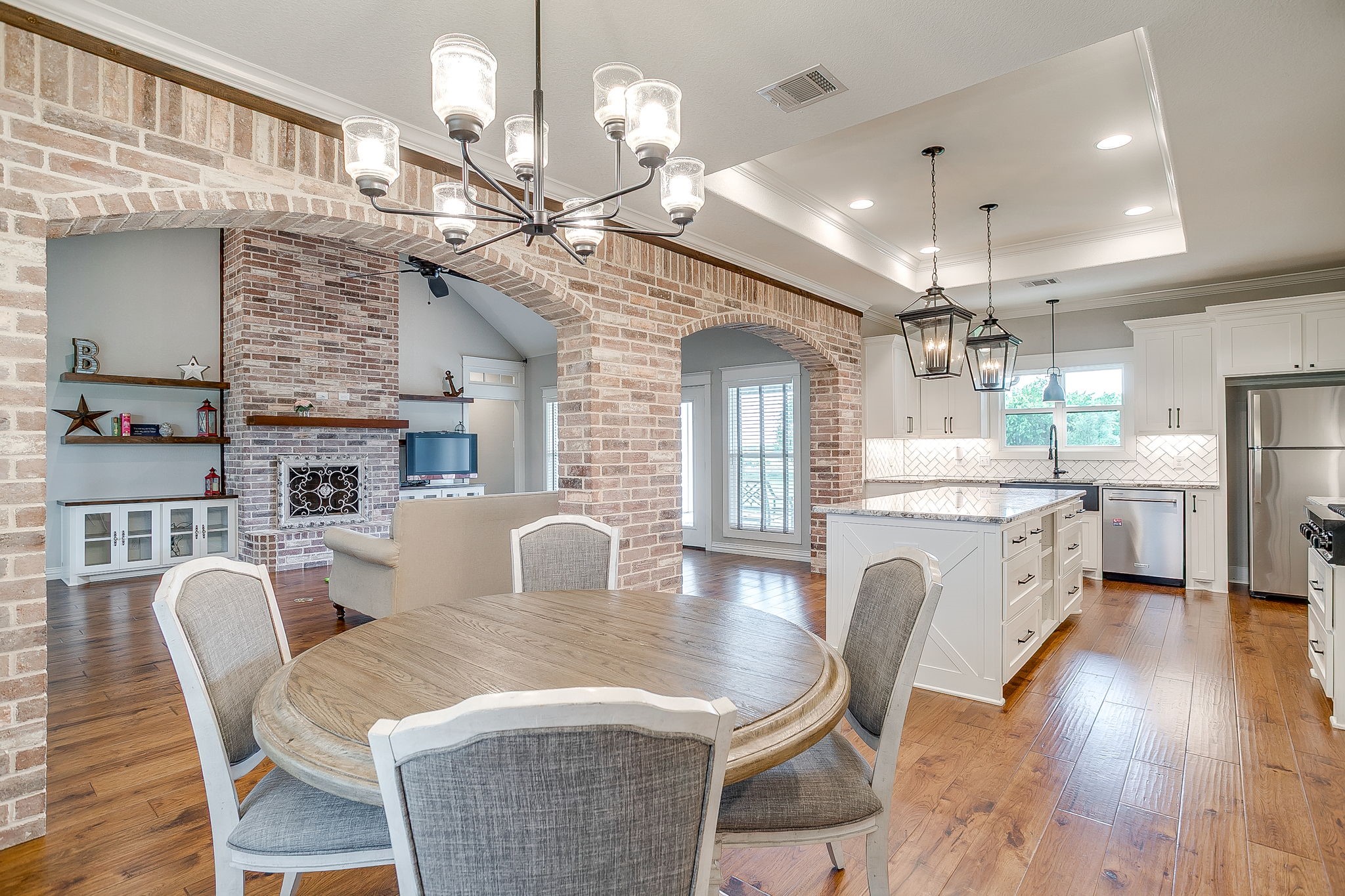 1621 County Road 1123 Godley TX 76044