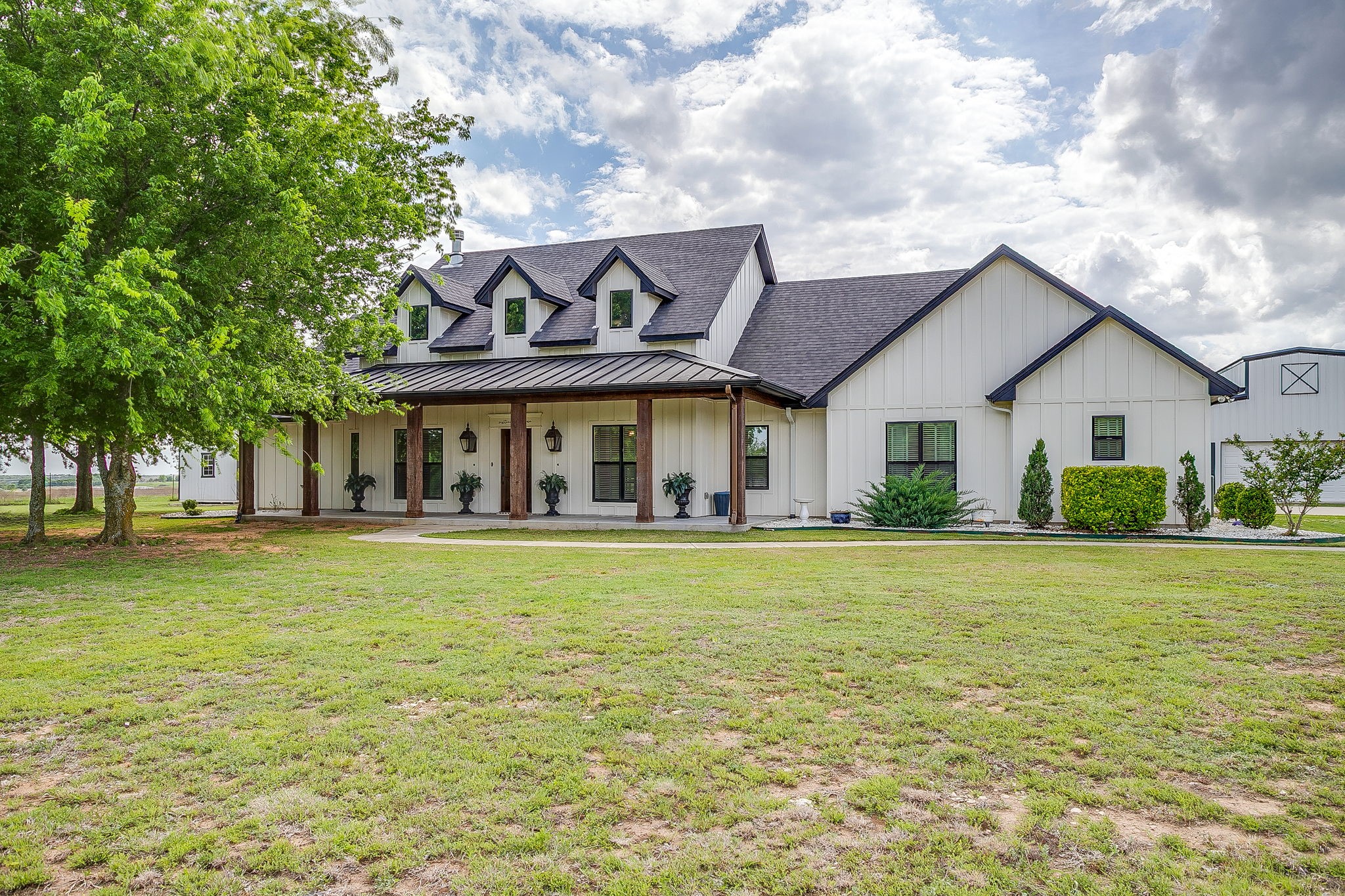 1621 County Road 1123 Godley TX 76044