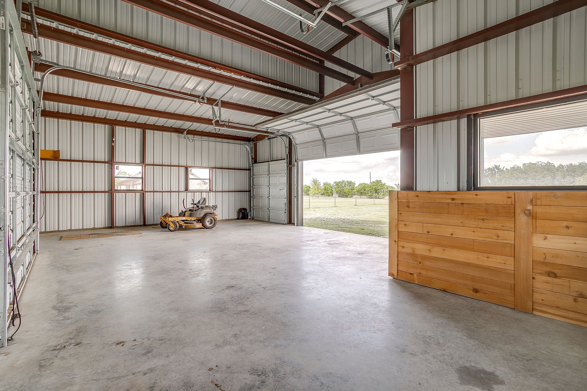 1621 County Road 1123 Godley TX 76044