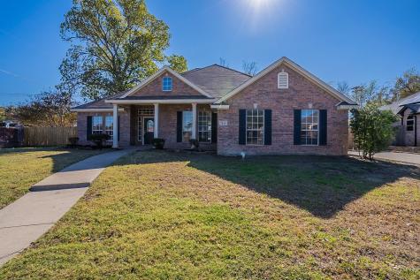 7816 Woodhaven Drive North Richland Hills TX 76182