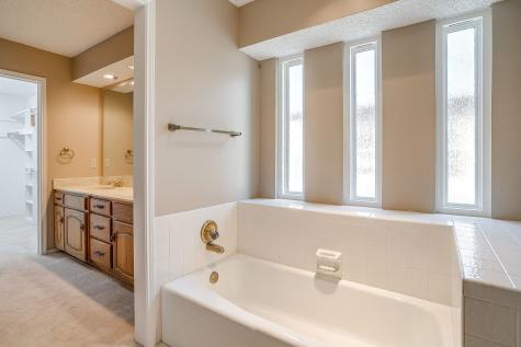 1516 Wimberly Court Bedford TX 76021