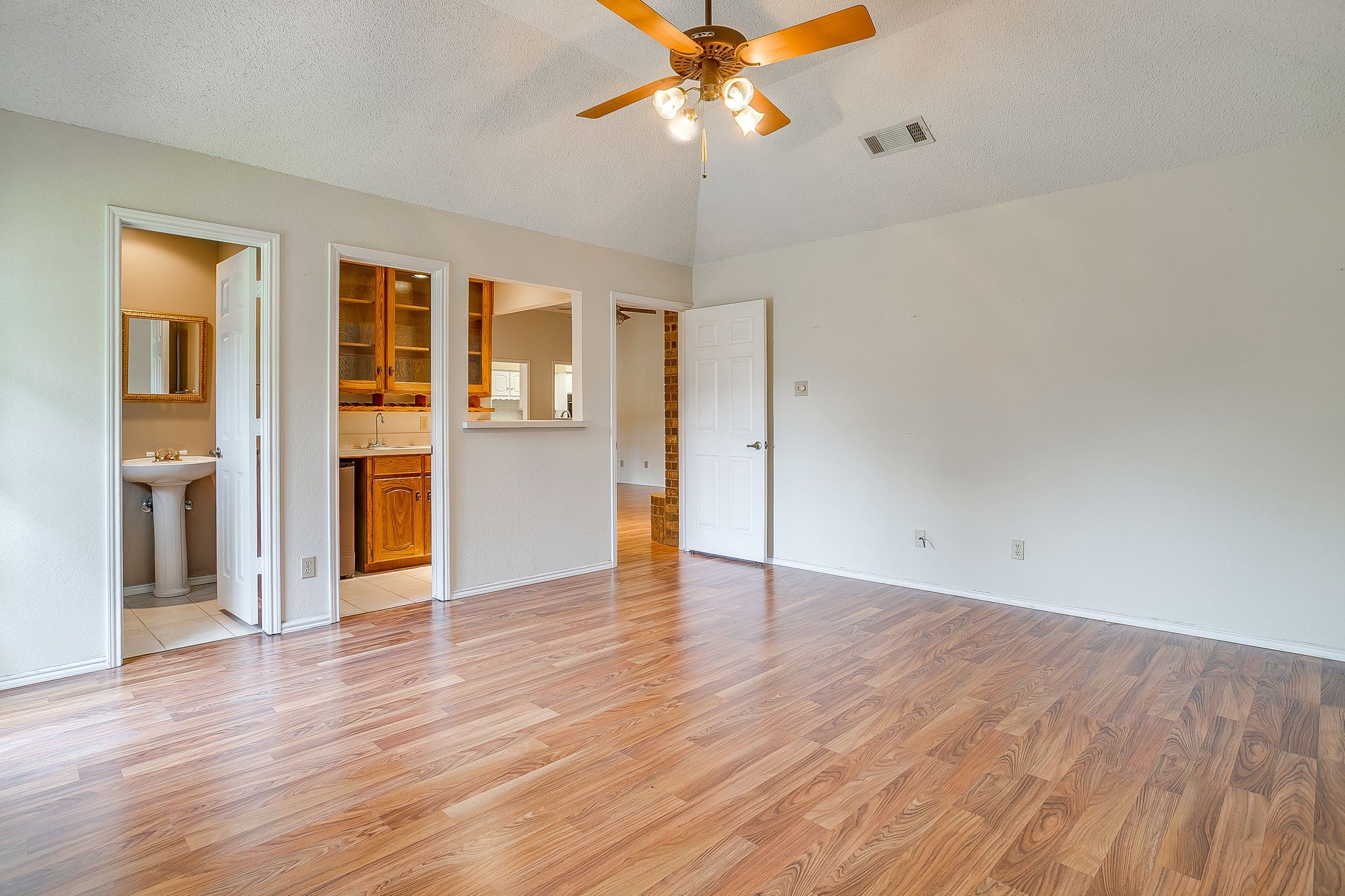 1516 Wimberly Court Bedford TX 76021