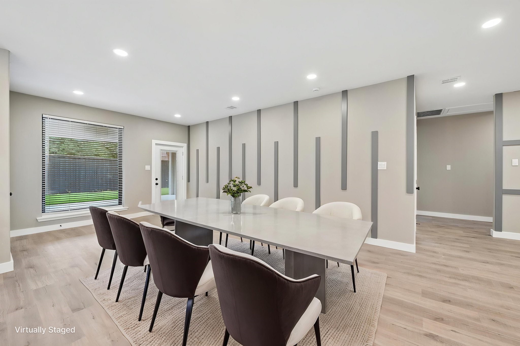 3337 Whirlaway Road Dallas TX 75229