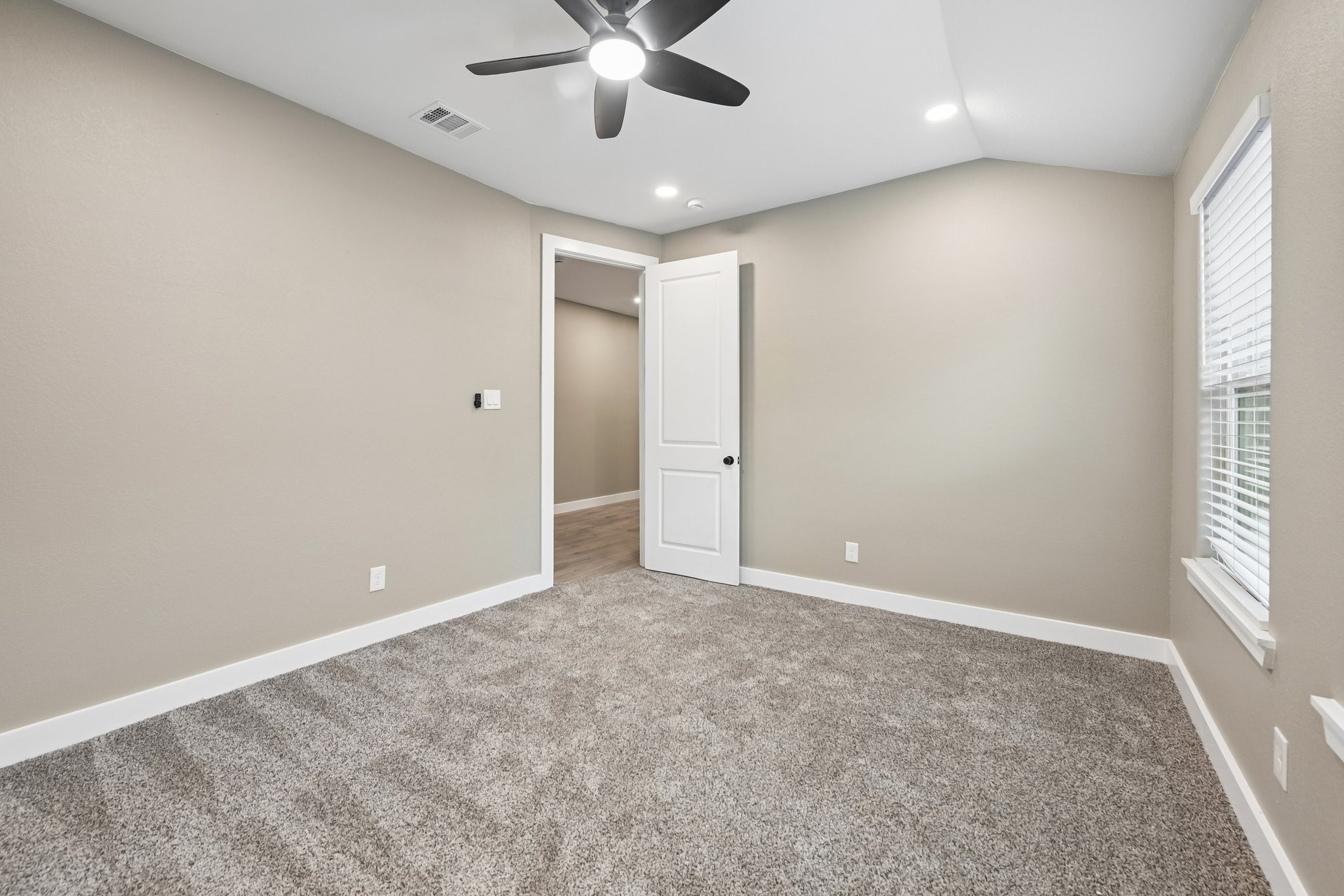 3337 Whirlaway Road Dallas TX 75229