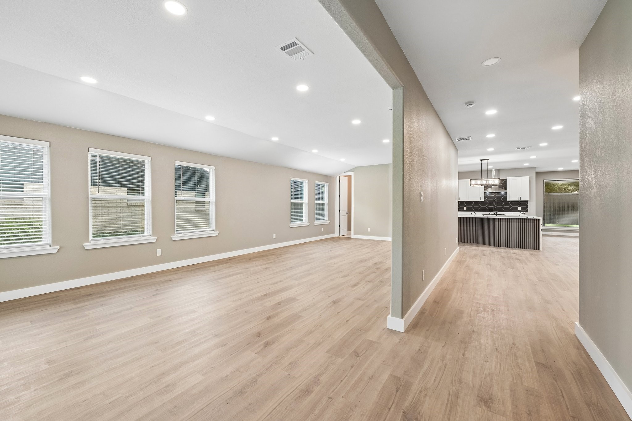 3337 Whirlaway Road Dallas TX 75229