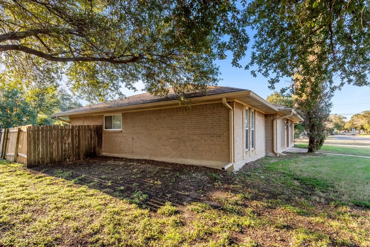 1812 Trinity Drive Waco TX 76710