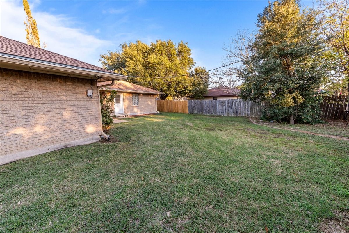 1812 Trinity Drive Waco TX 76710