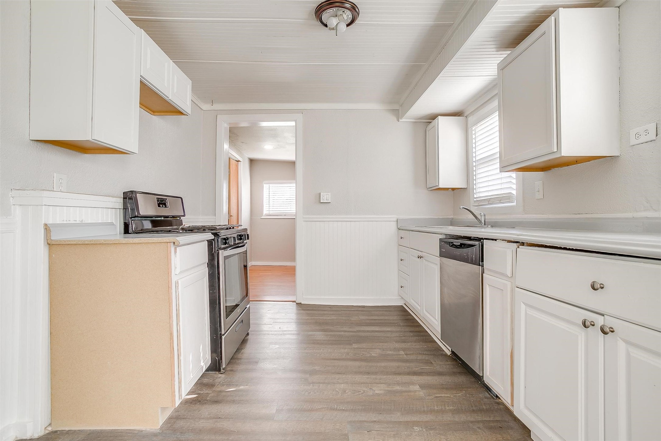 691 Meadow Park Drive White Settlement TX 76108