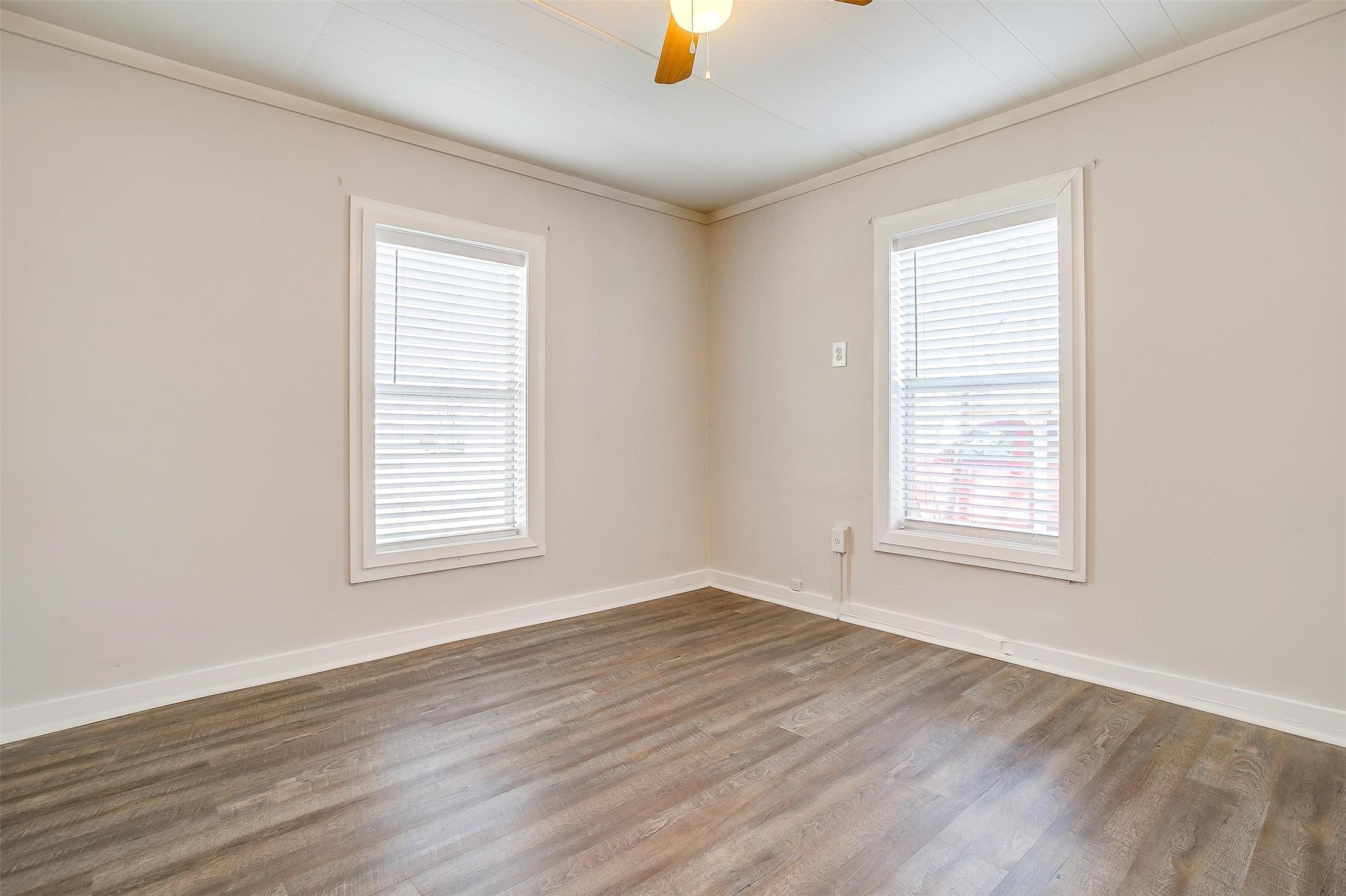 691 Meadow Park Drive White Settlement TX 76108