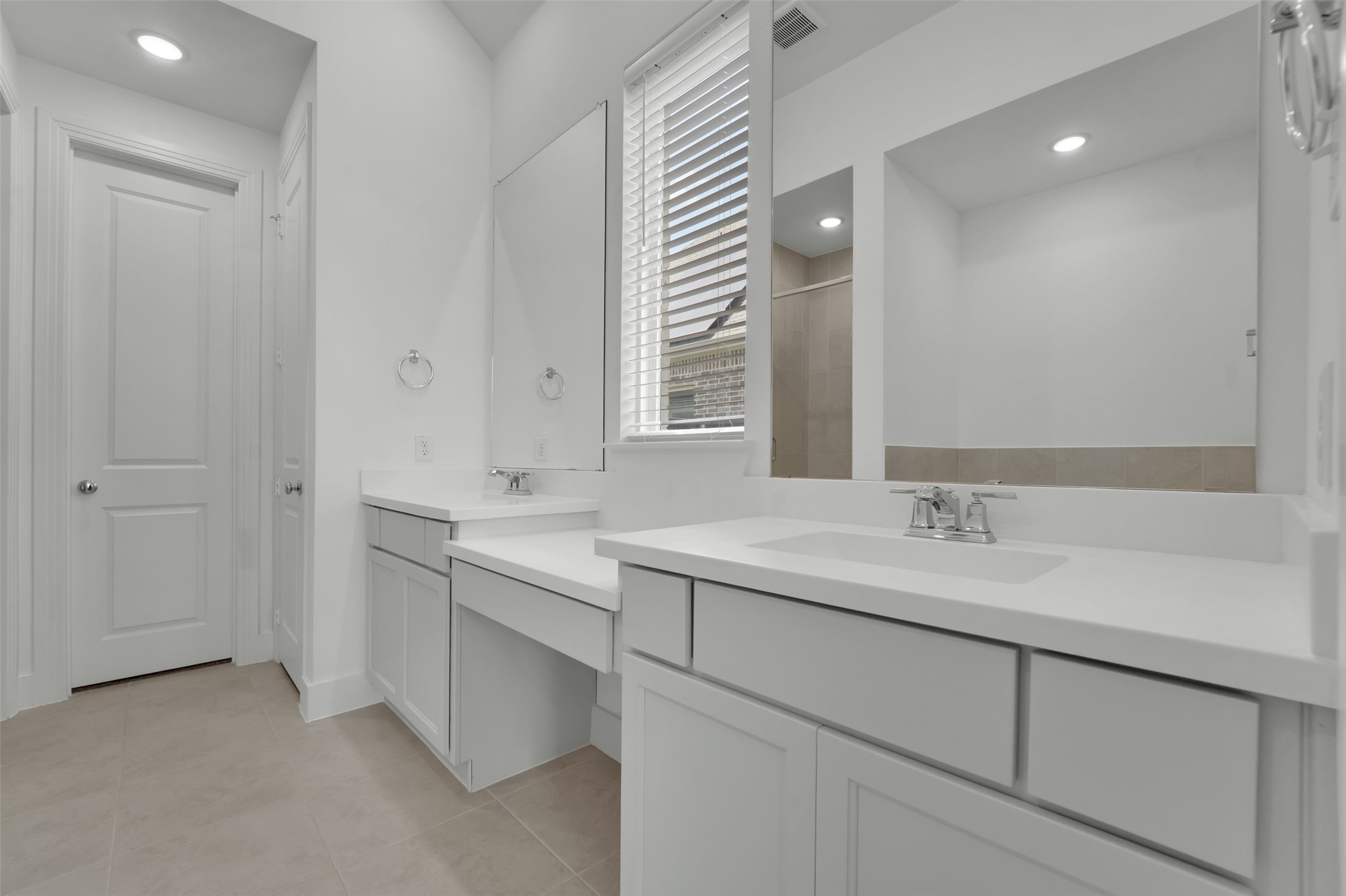 1824 Leo Drive Van Alstyne TX 75495