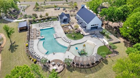 1824 Leo Drive Van Alstyne TX 75495