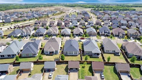 1824 Leo Drive Van Alstyne TX 75495