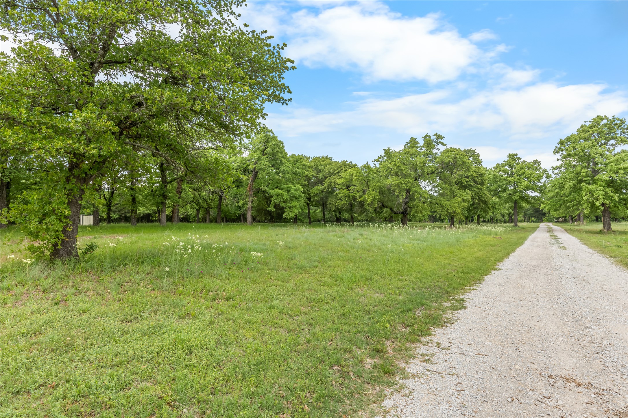 104 Private Road 4757 Rhome TX 76078