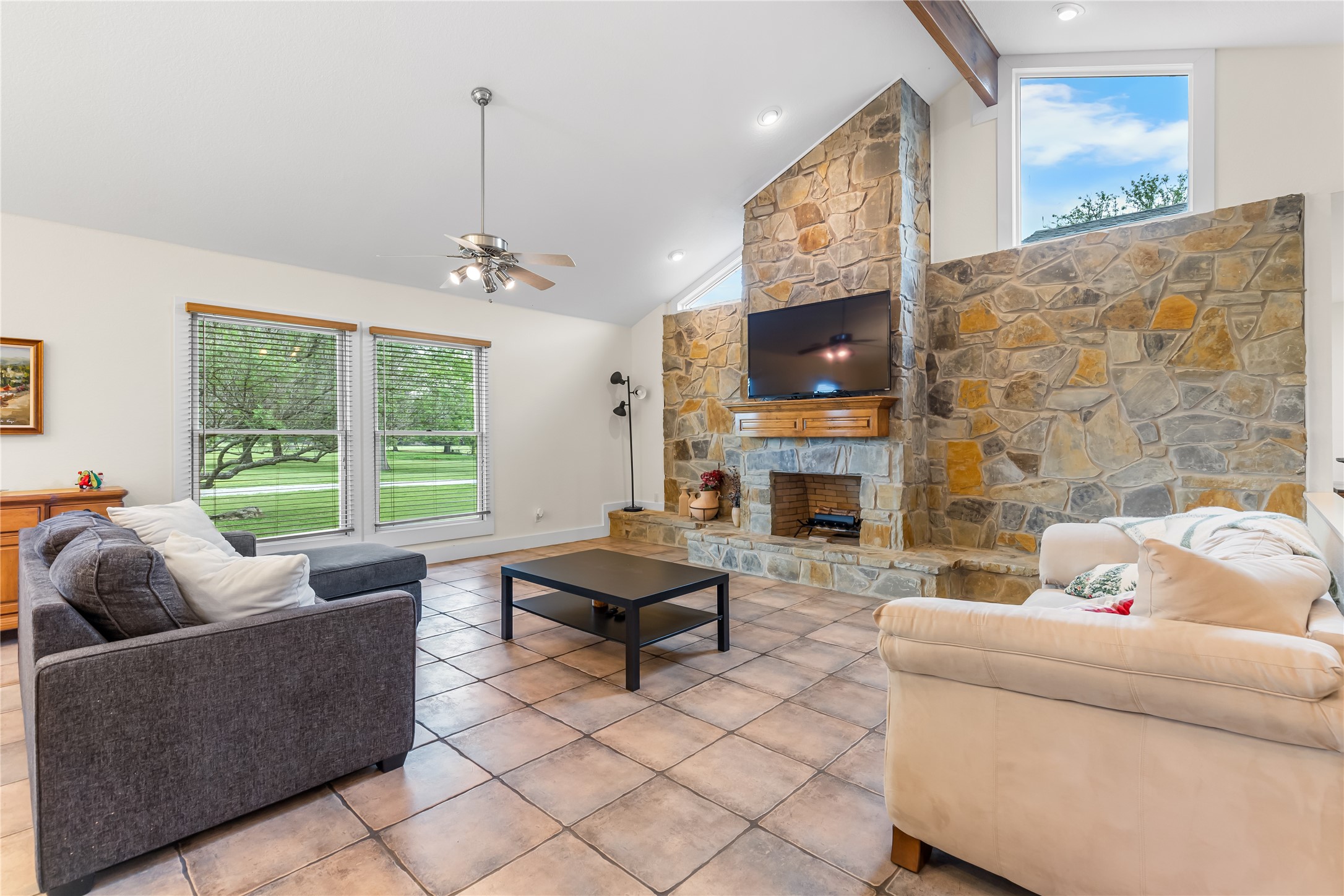 104 Private Road 4757 Rhome TX 76078