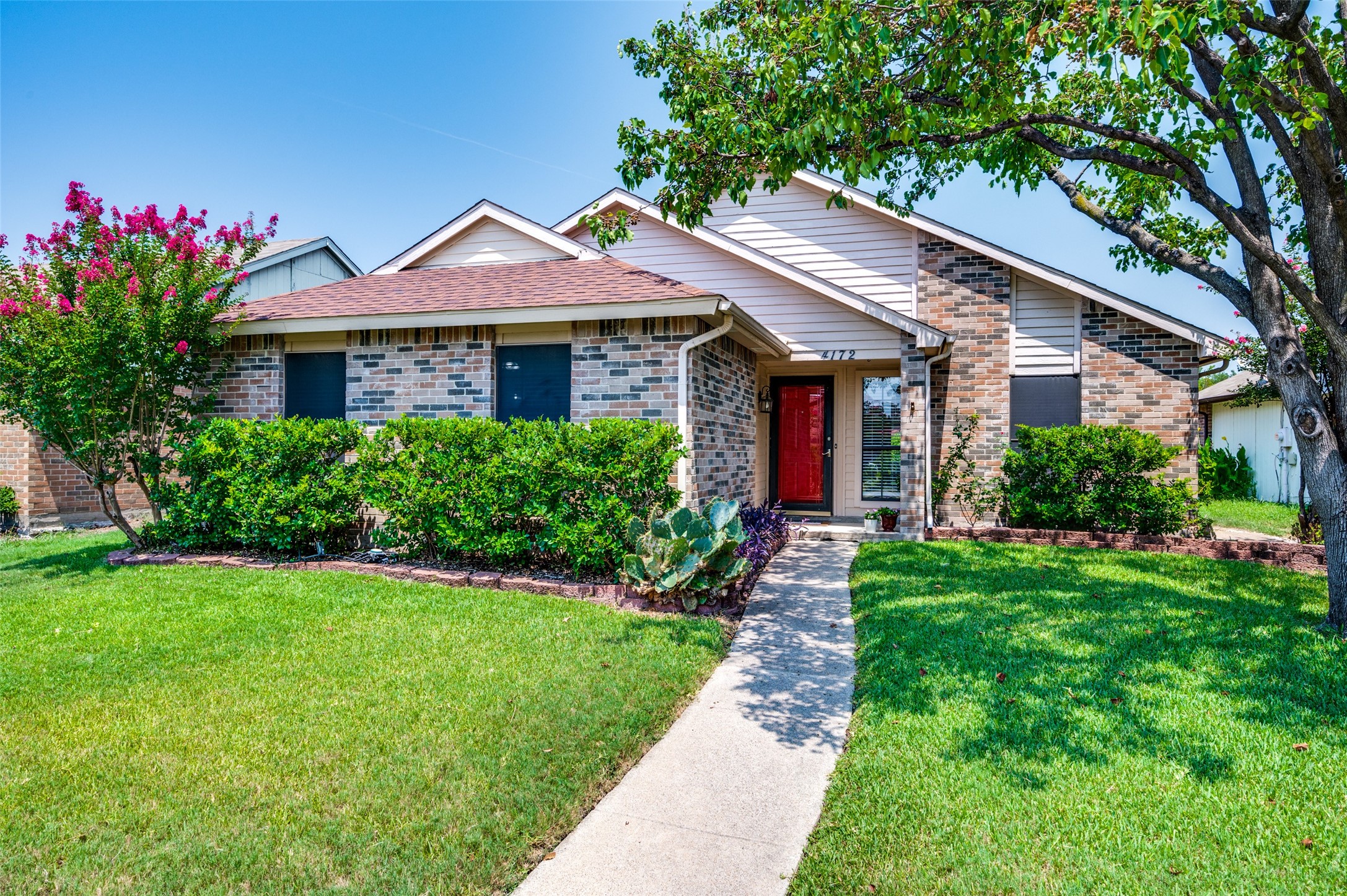 4172 Caldwell Avenue The Colony TX 75056