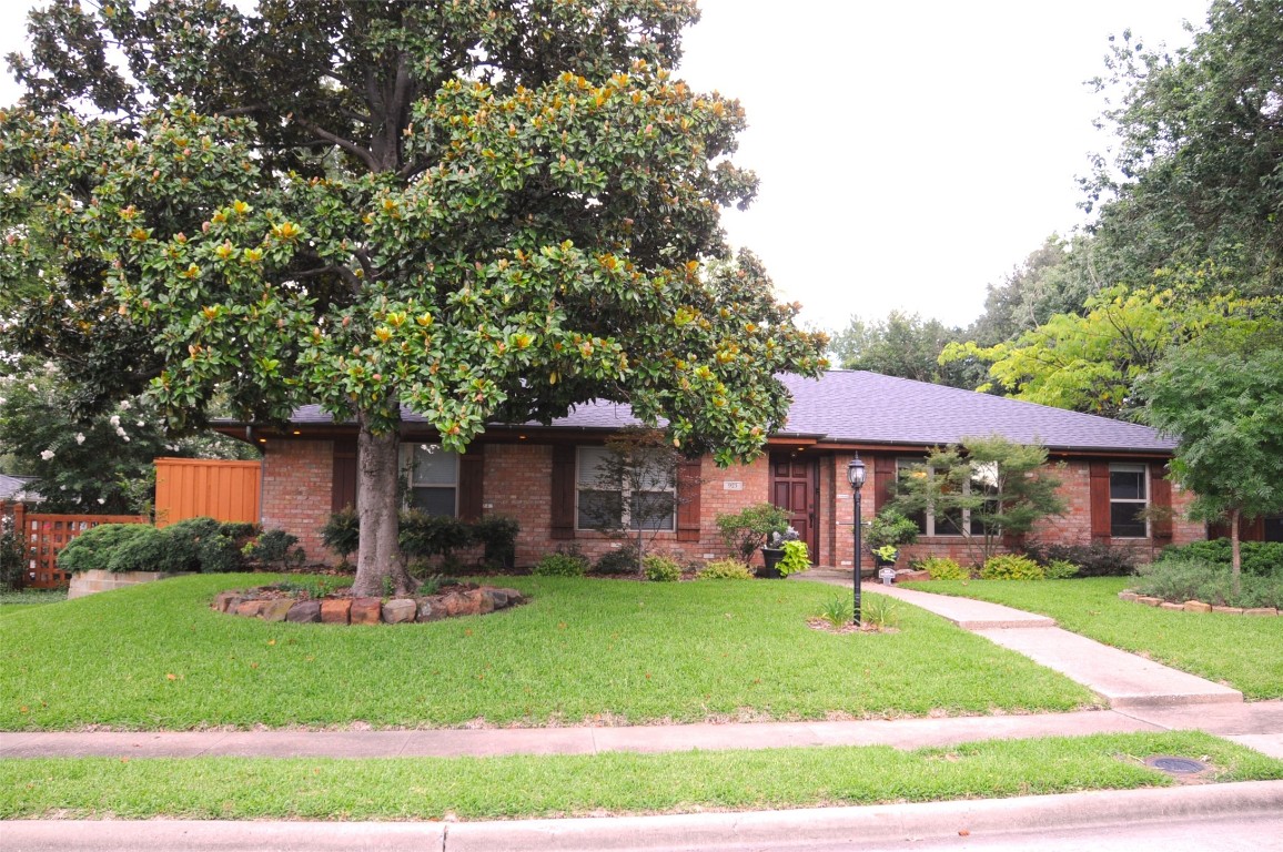925 Westbrook Drive Plano TX 75075