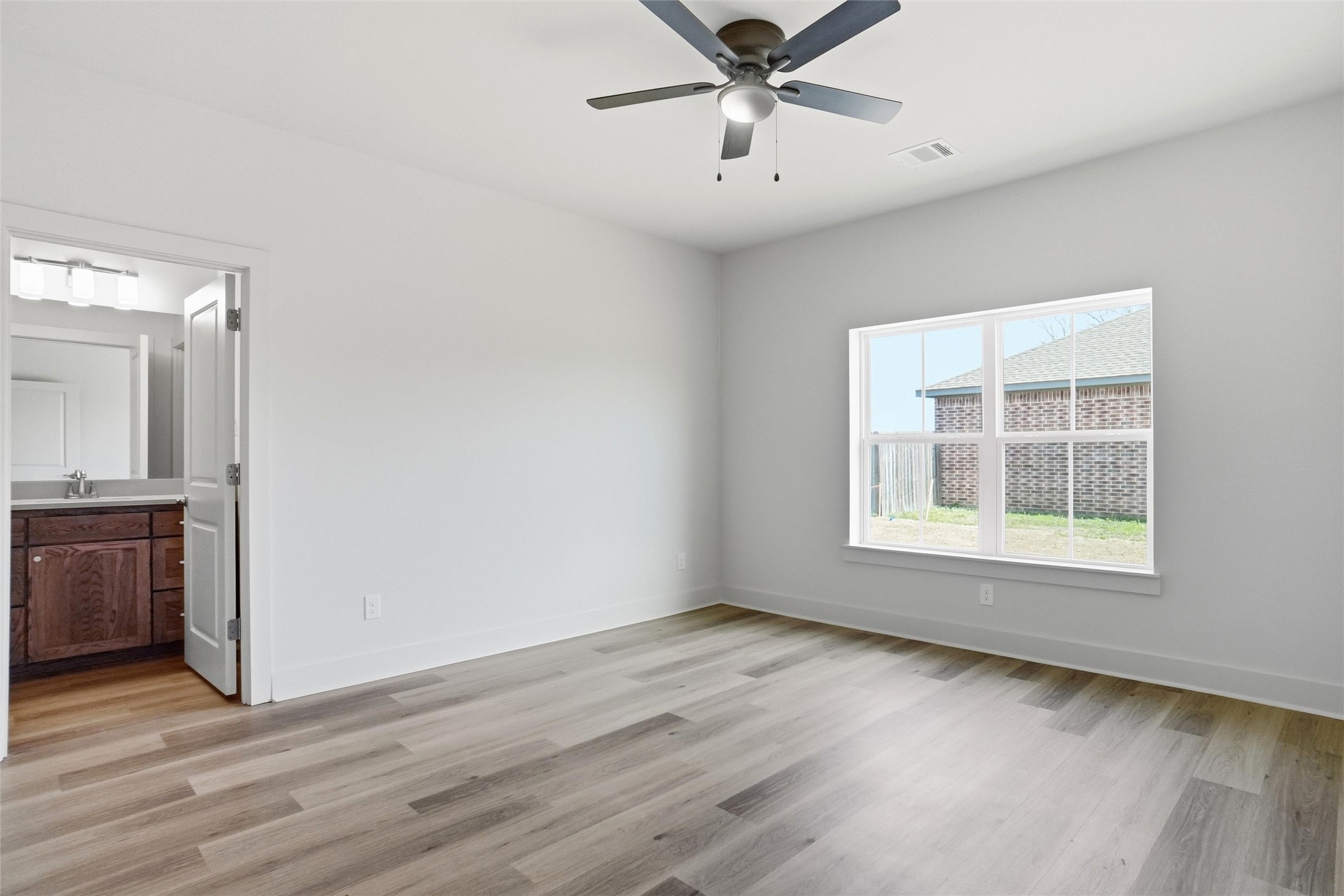 309 Railroad Avenue Sanger TX 76266