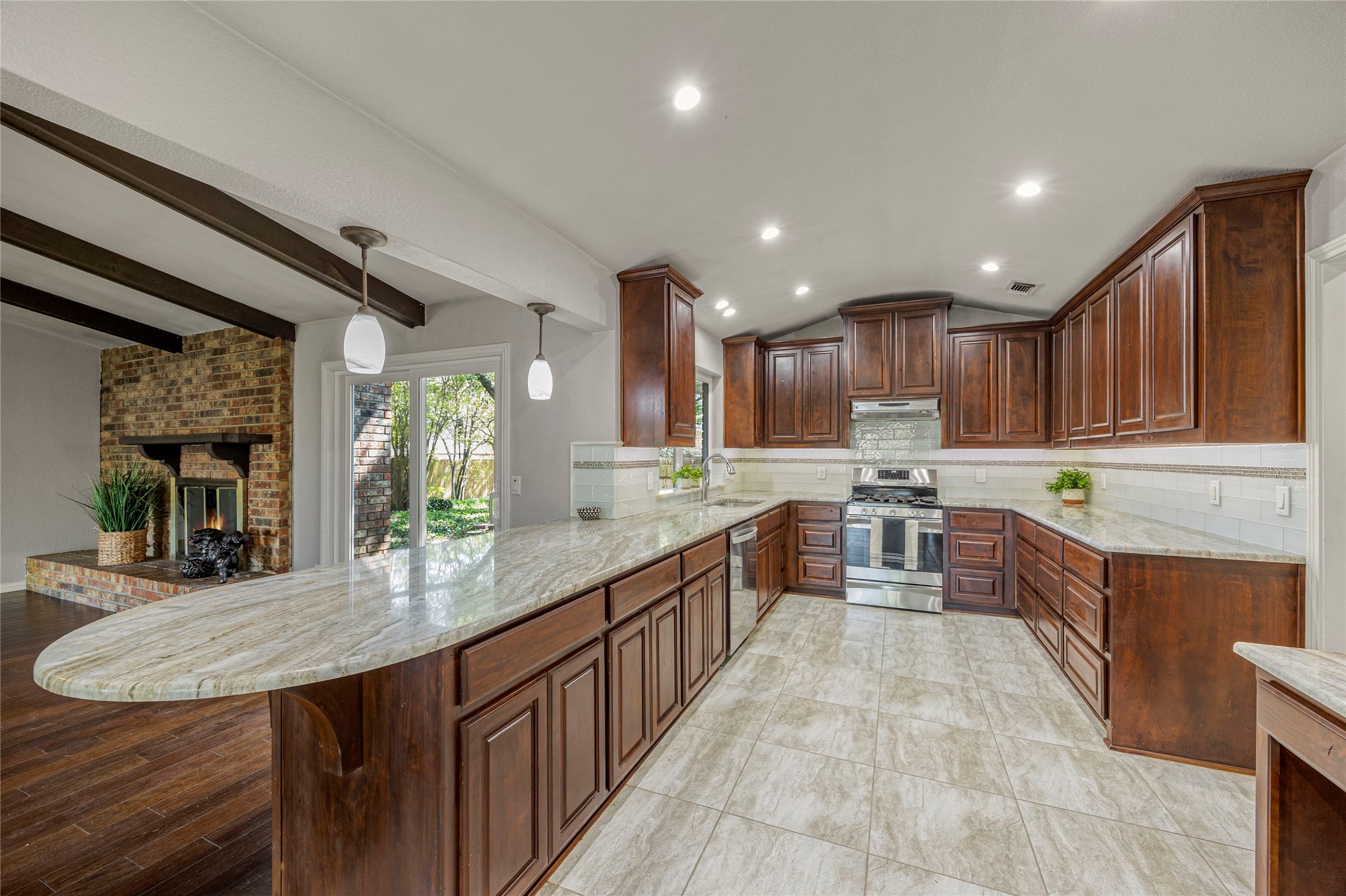 2616 Pin Oak Lane Plano TX 75075