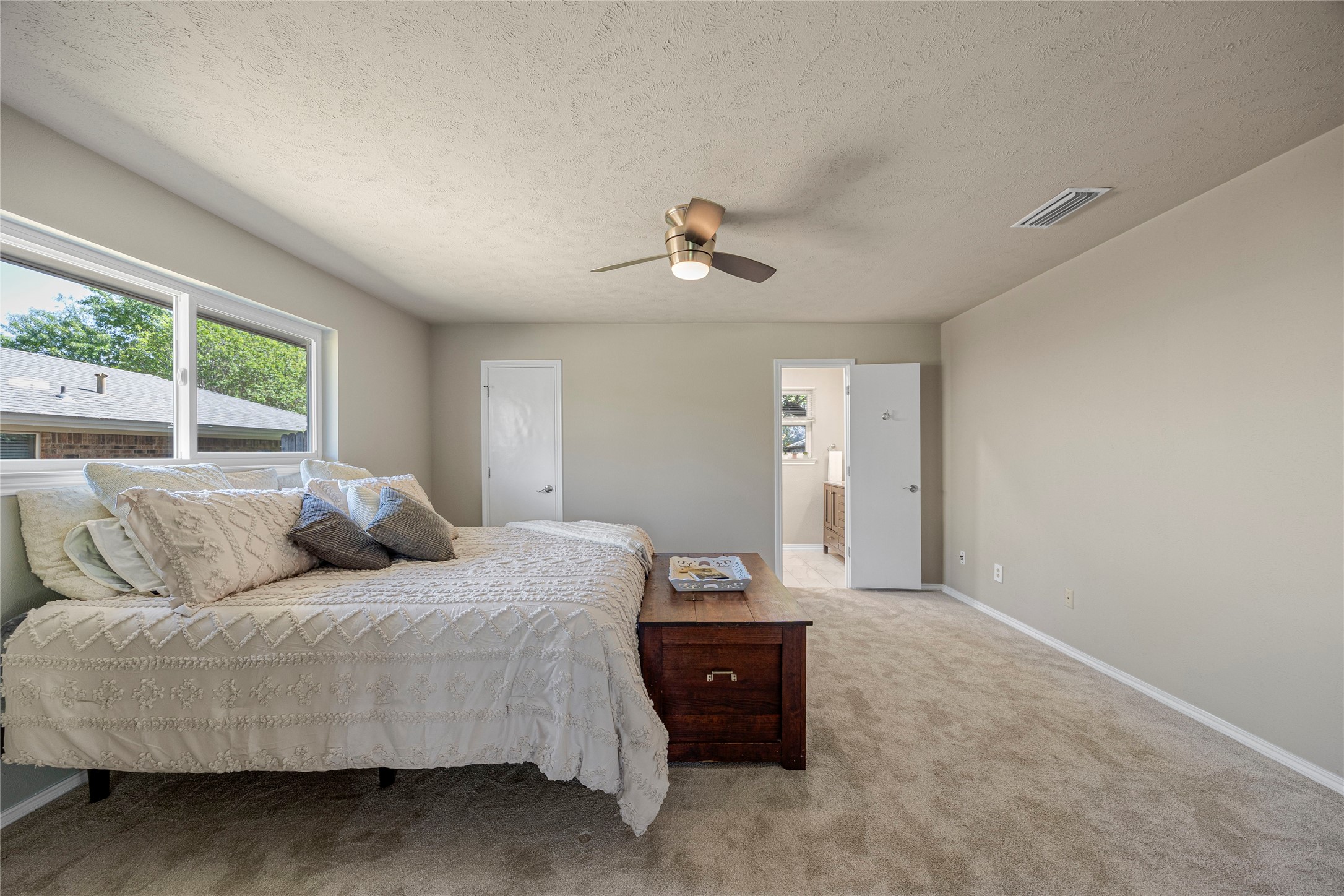 2616 Pin Oak Lane Plano TX 75075