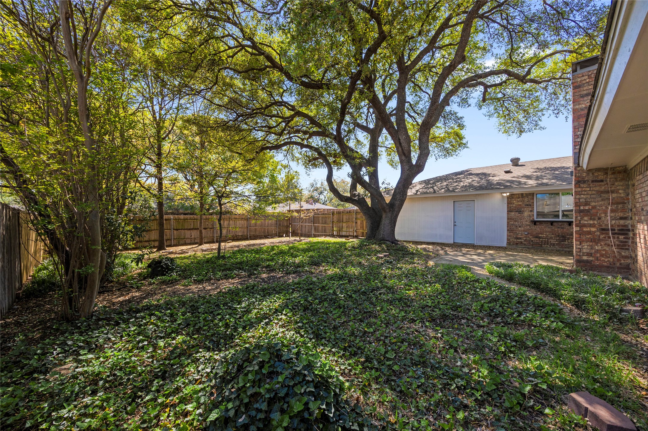 2616 Pin Oak Lane Plano TX 75075