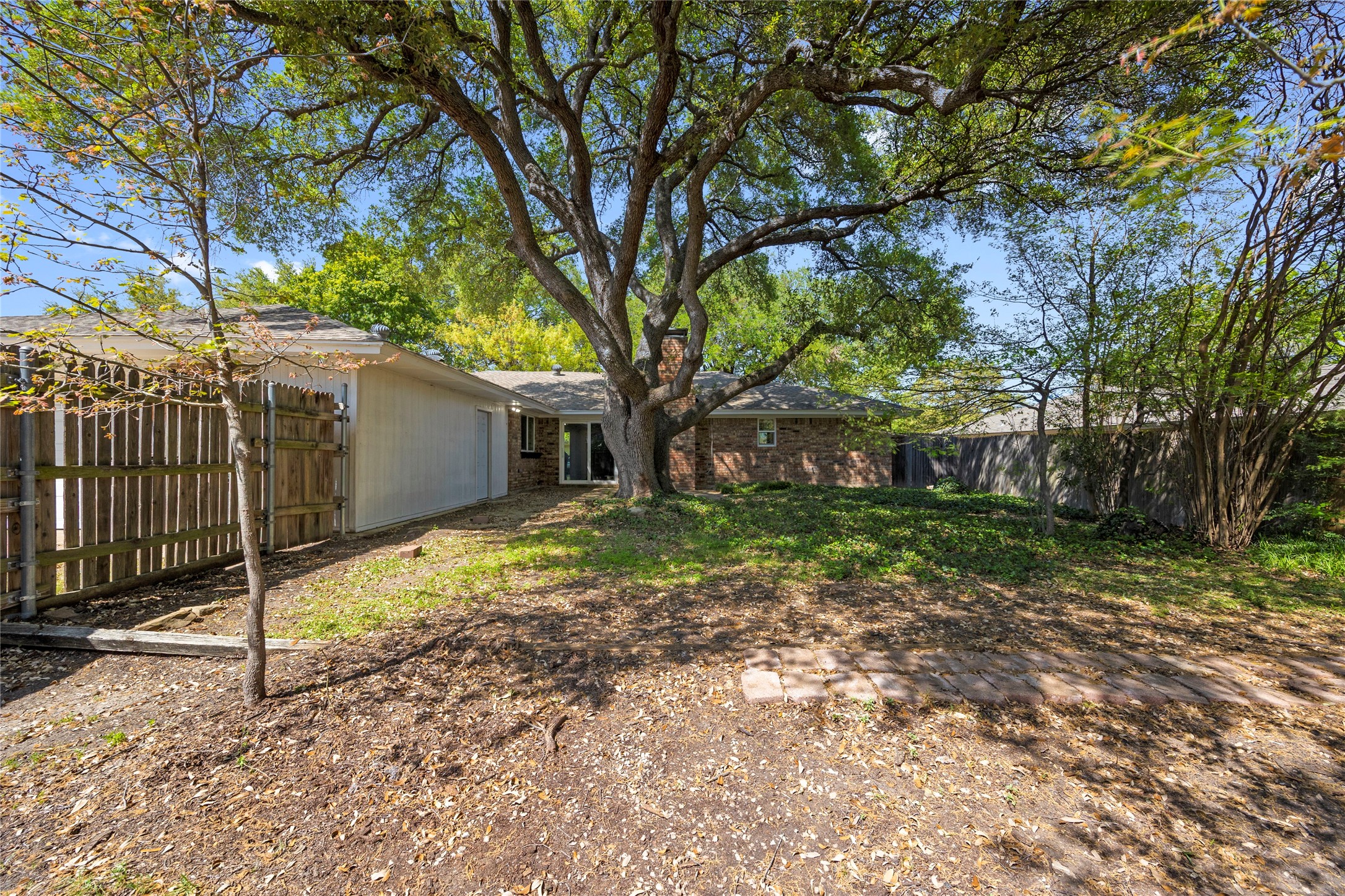 2616 Pin Oak Lane Plano TX 75075