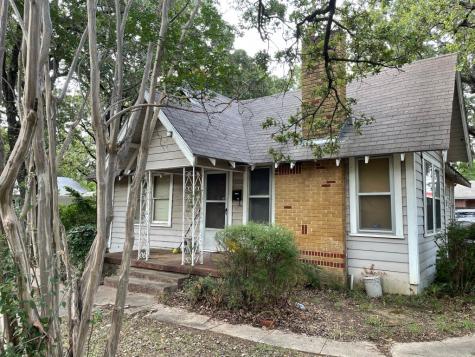 5200 Purington Avenue Fort Worth TX 76112