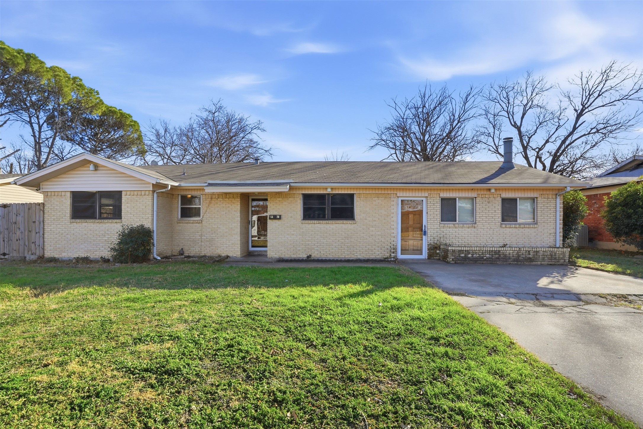 5420 Jane Anne Street Haltom City TX 76117