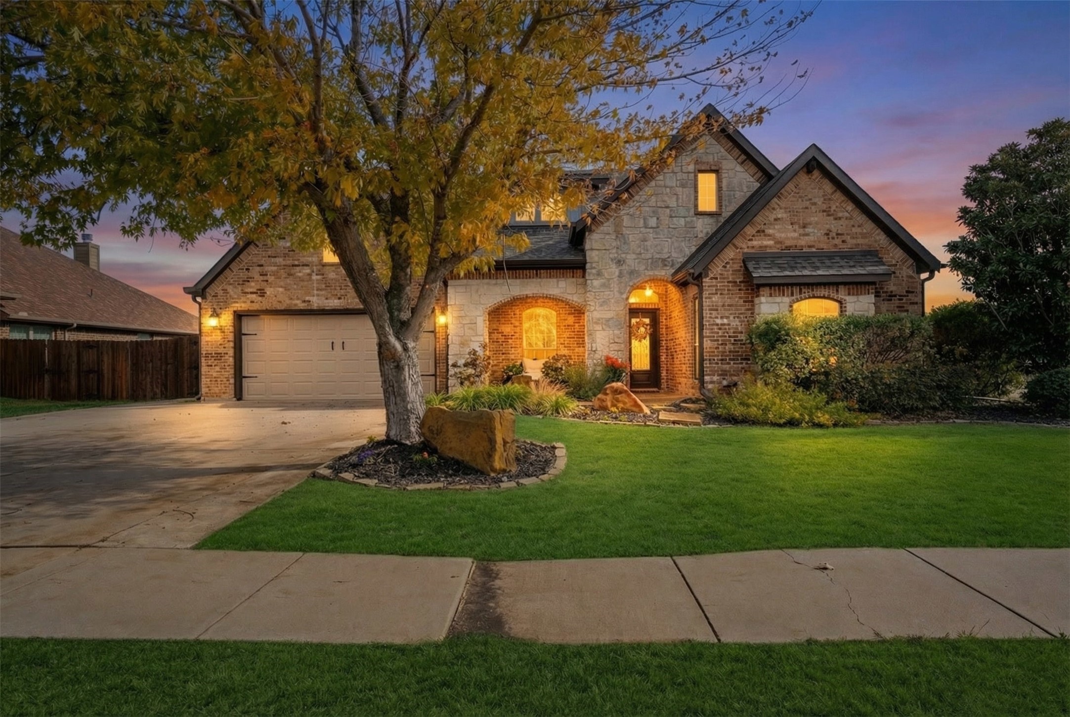 2168 Liriope Lane Waxahachie TX 75165
