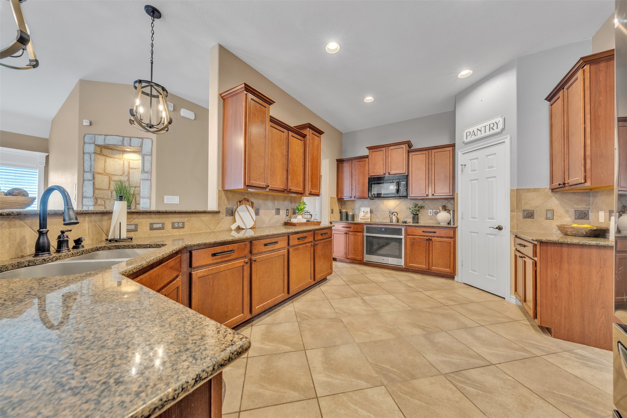 2168 Liriope Lane Waxahachie TX 75165