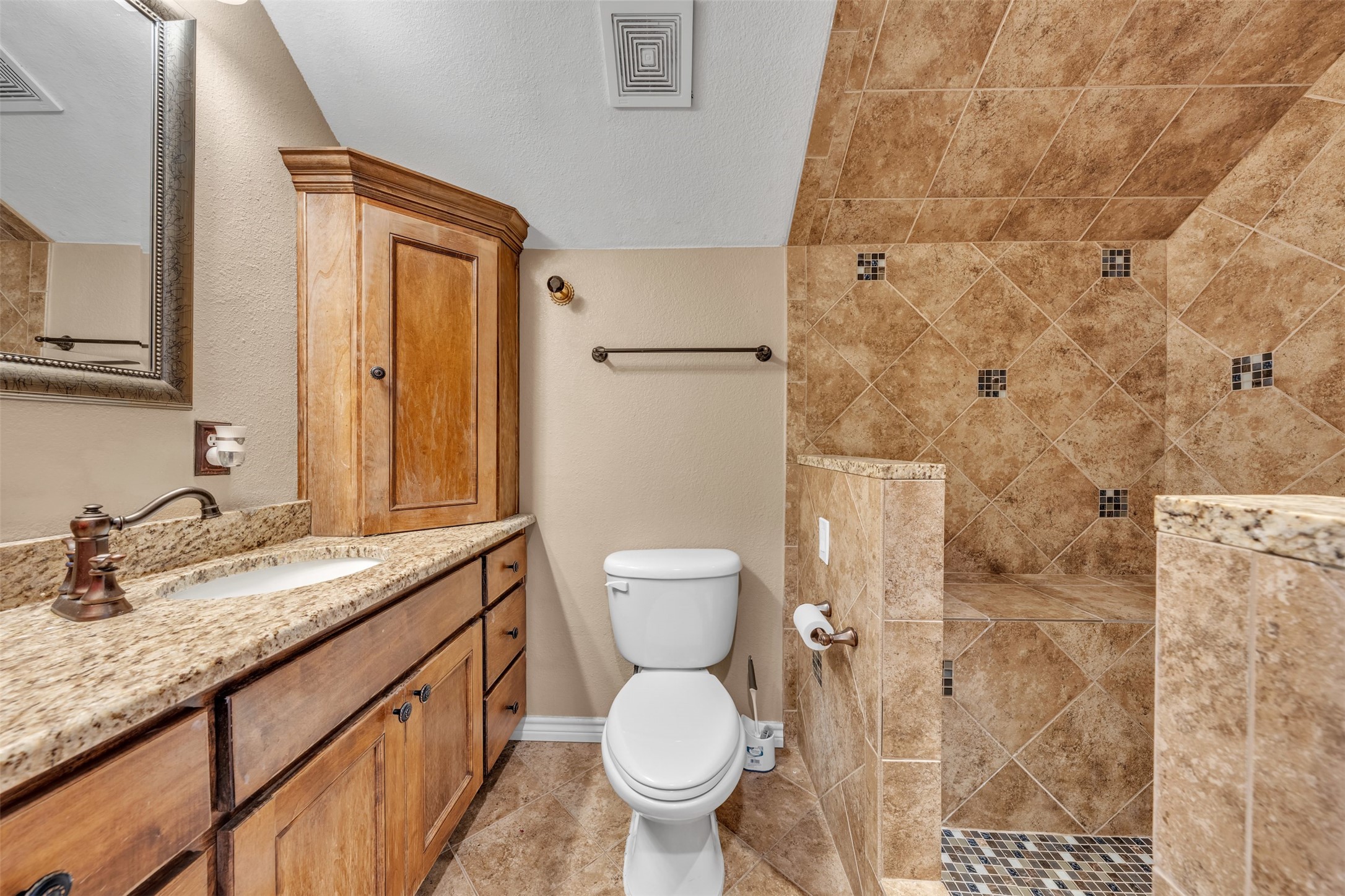 2168 Liriope Lane Waxahachie TX 75165