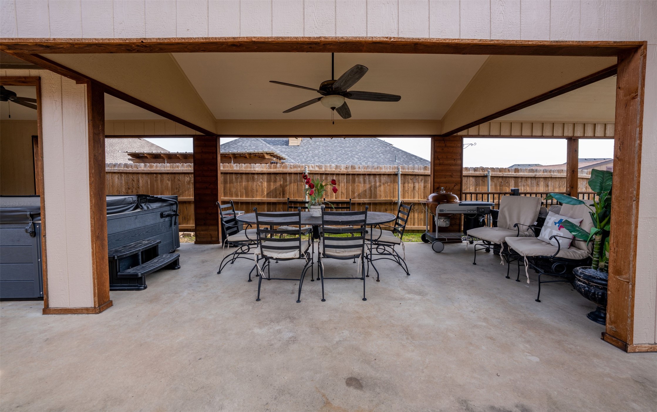 2168 Liriope Lane Waxahachie TX 75165