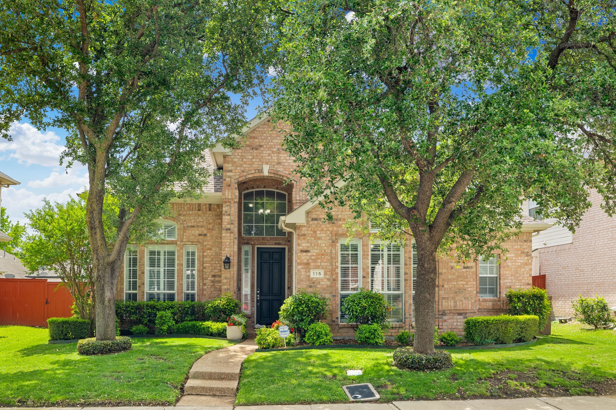 115 Saint James Road Irving TX 75063