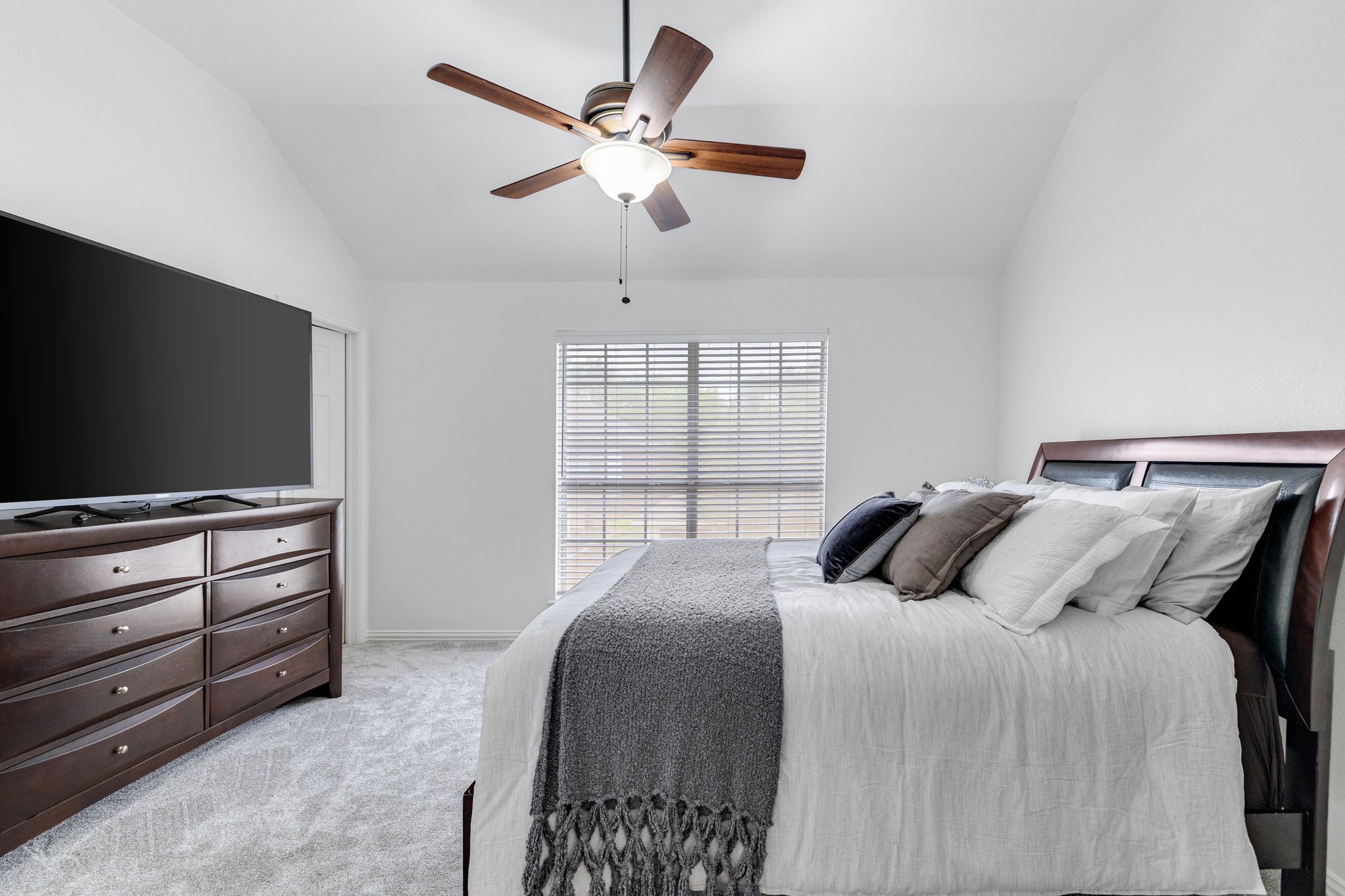 115 Saint James Road Irving TX 75063