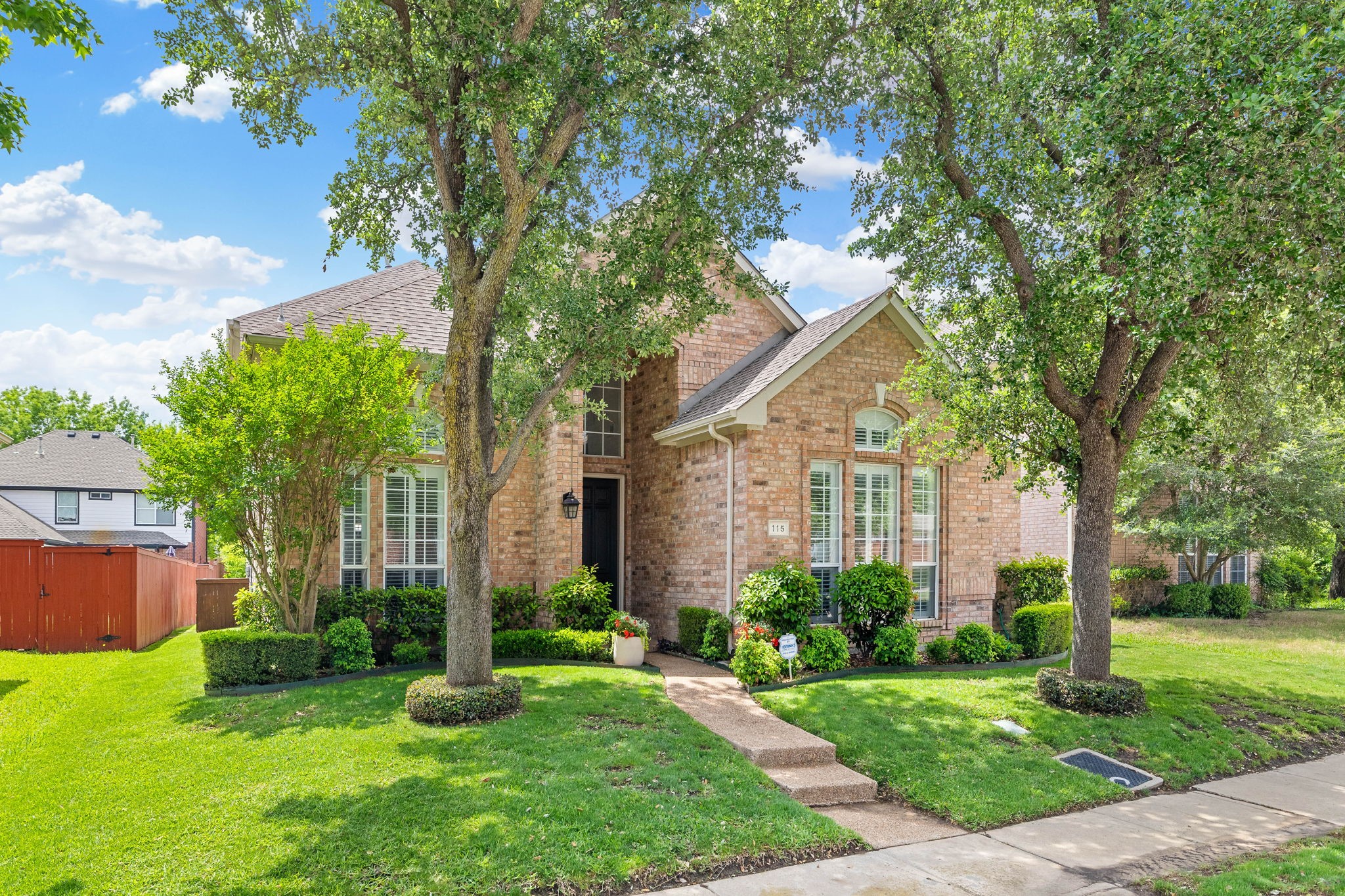 115 Saint James Road Irving TX 75063