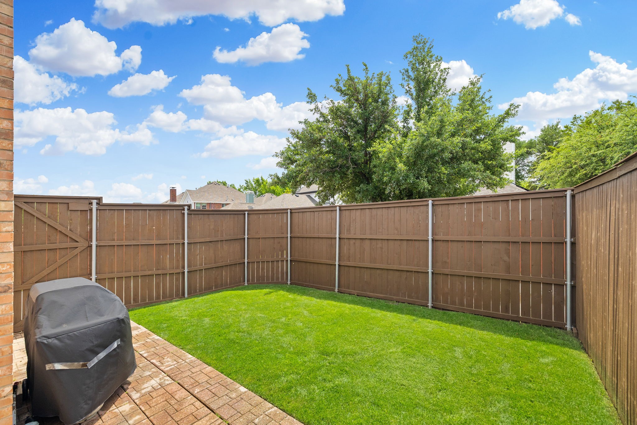 115 Saint James Road Irving TX 75063