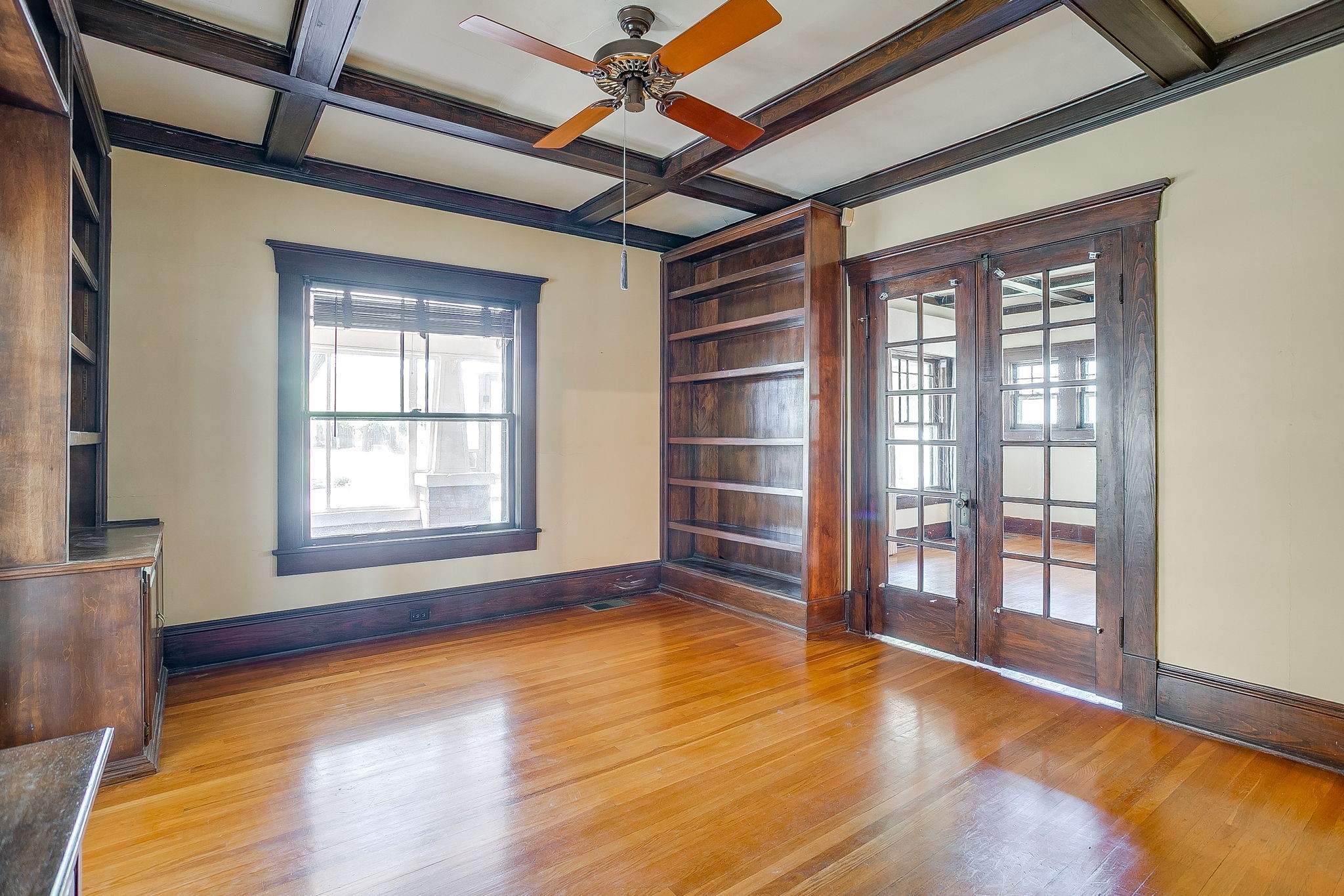 2124 Weatherbee Street Fort Worth TX 76110