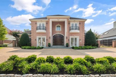 17503 Woods Edge Drive Dallas TX 75287