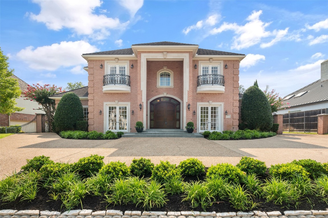 17503 Woods Edge Drive Dallas TX 75287