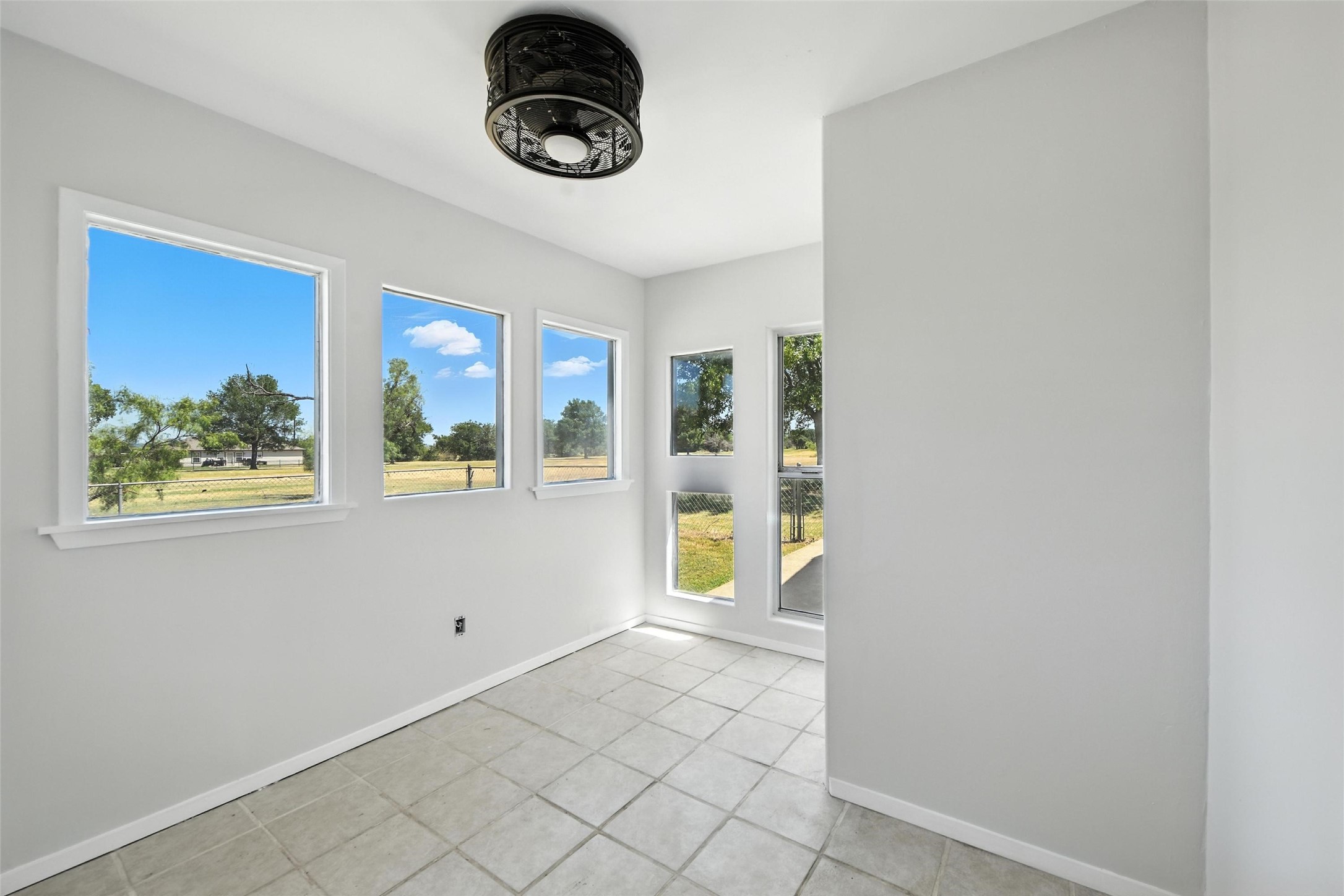 236 Half Moon Way Runaway Bay TX 76426